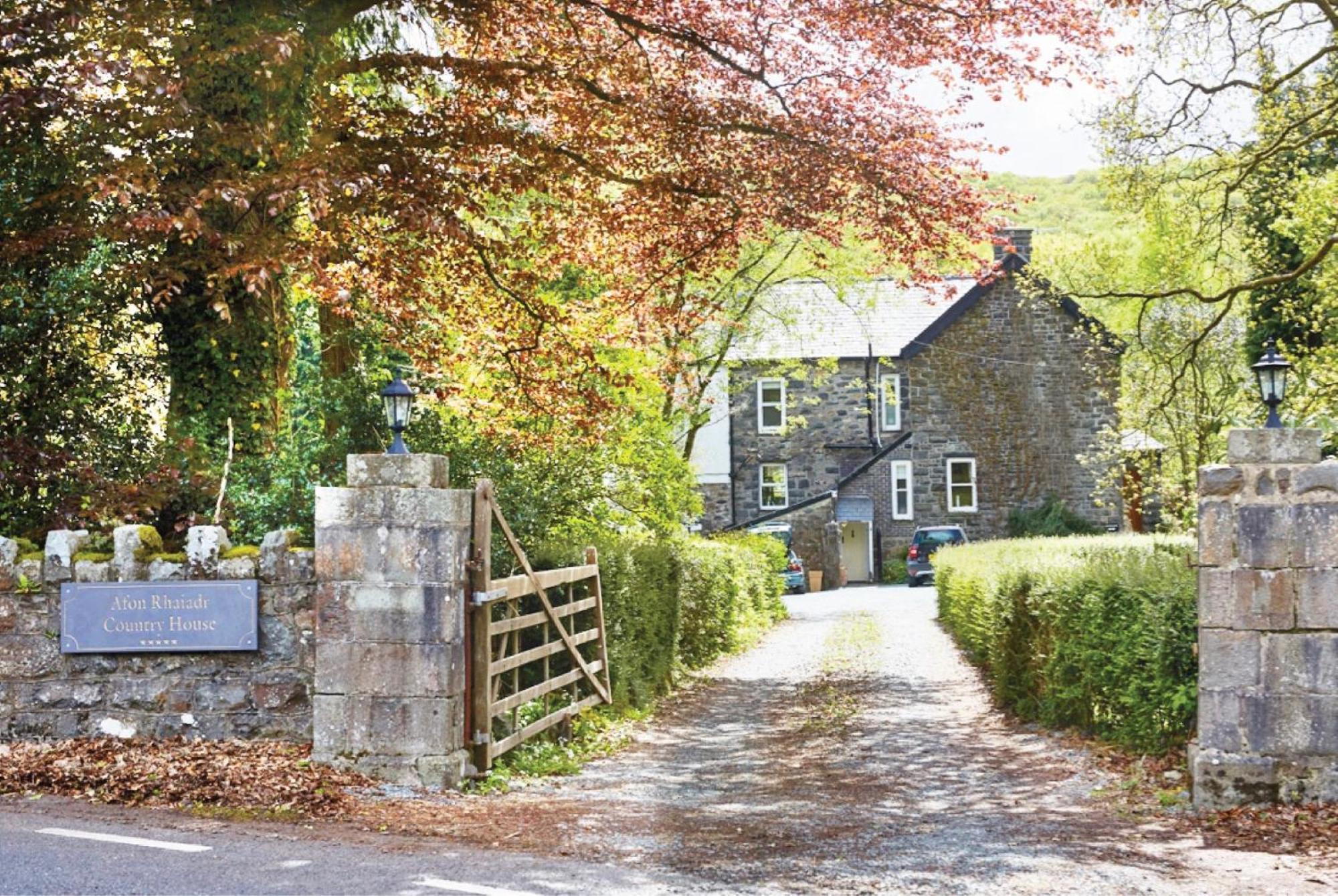 Afon Rhaiadr Country House ドルゲラウ エクステリア 写真