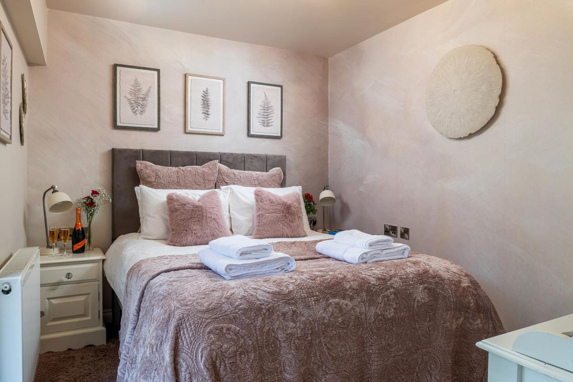 Afon Rhaiadr Country House ドルゲラウ エクステリア 写真